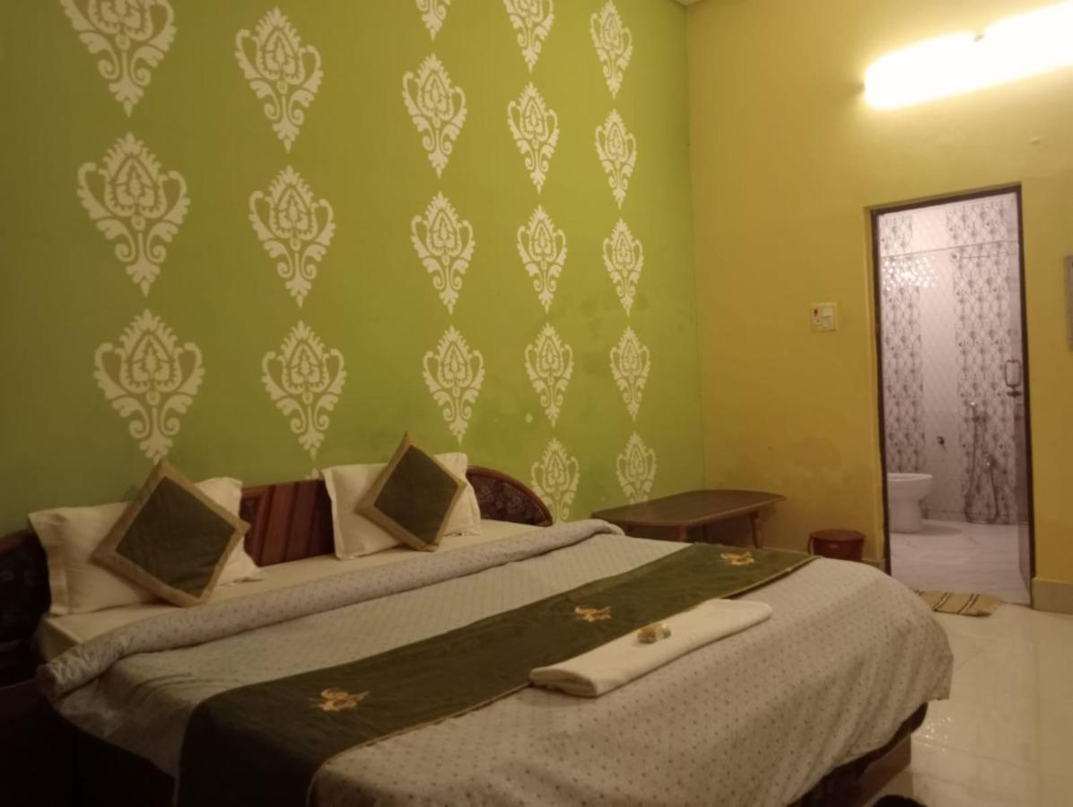Gangotri Inn 瓦拉纳西 外观 照片